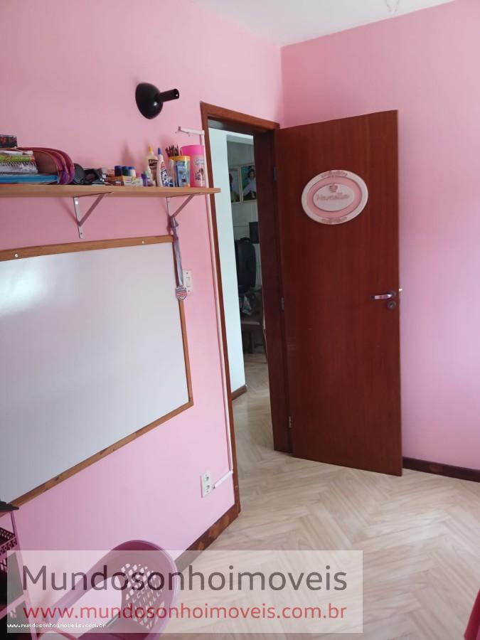 Apartamento - Vale dos lagos