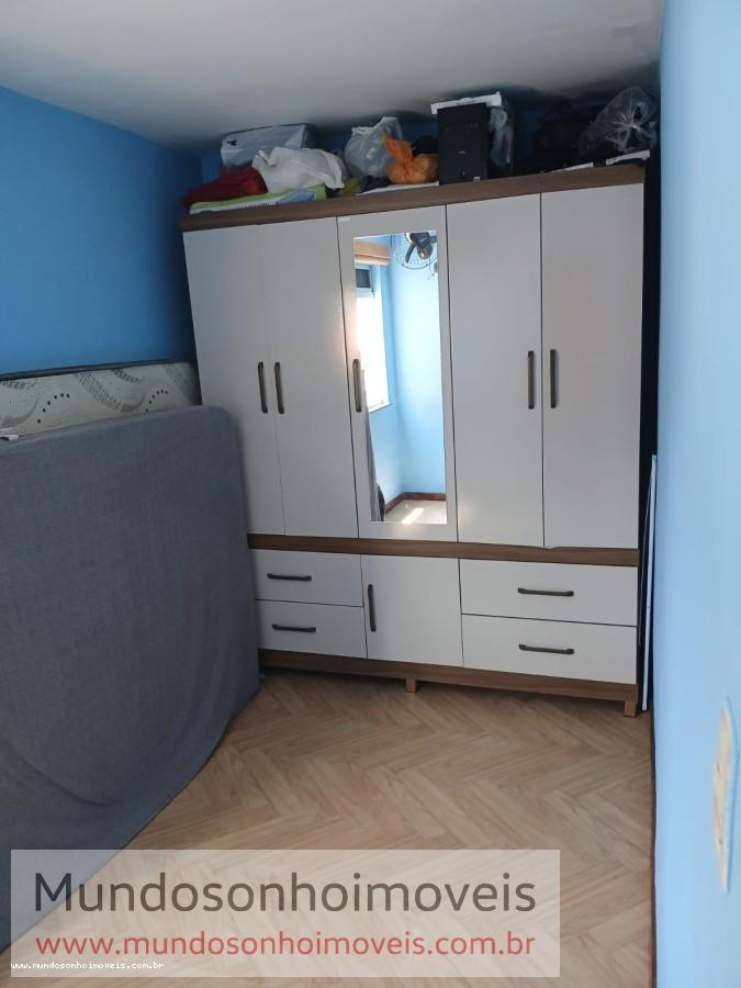 Apartamento - Vale dos lagos