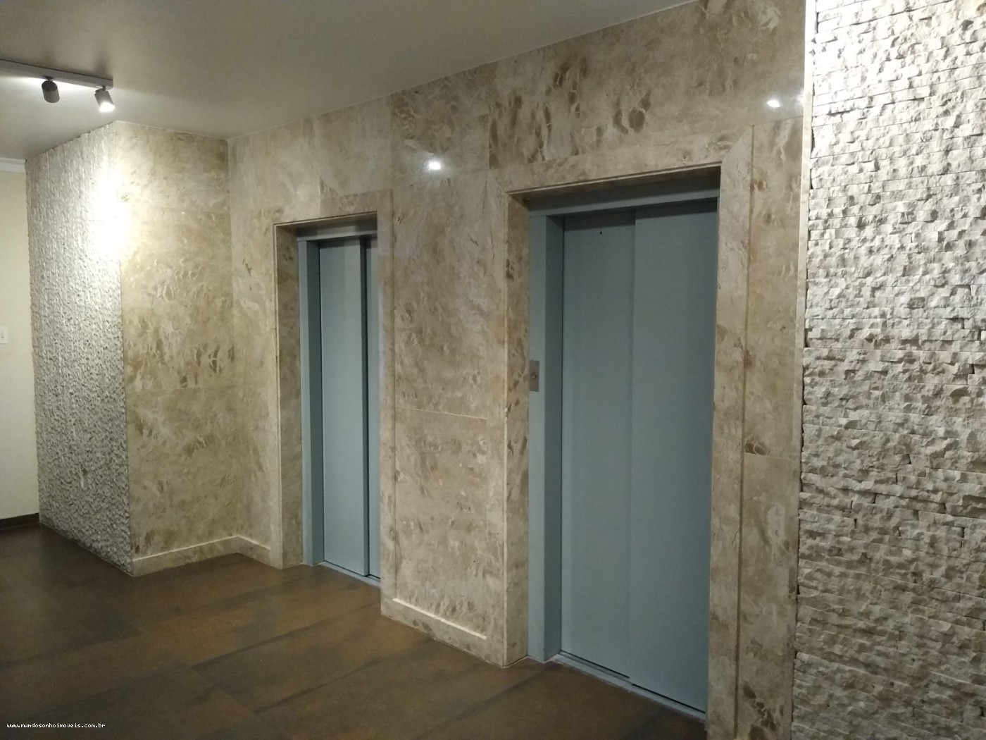 Apartamento - Ponto central
